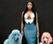 Nicki Minaj را با دو سگ